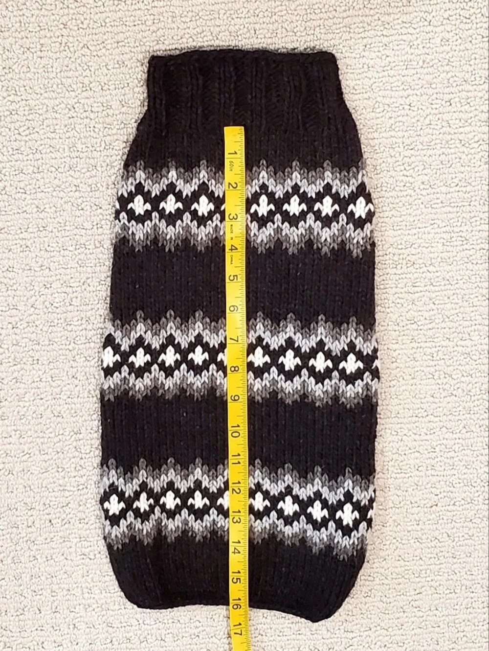 Chilly Dog Hand Knitted 100% Wool Brown+ White/Grey Diamond Dog Sweater, Small
